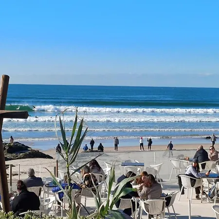 Caruma Surf Hostal *