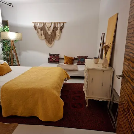 Albergue Caruma Surf *