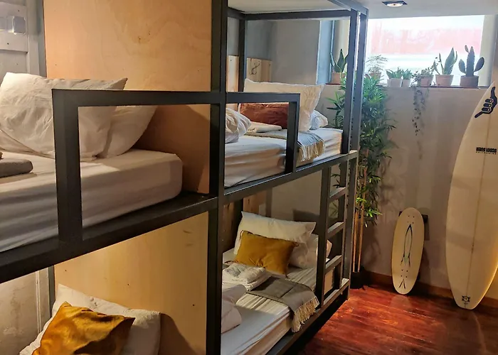 Hostel Caruma Surf *